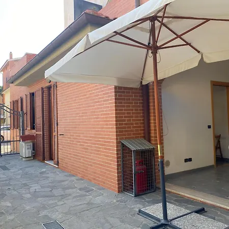 I Portici Appartamenti Marina di Grosseto Exterior foto